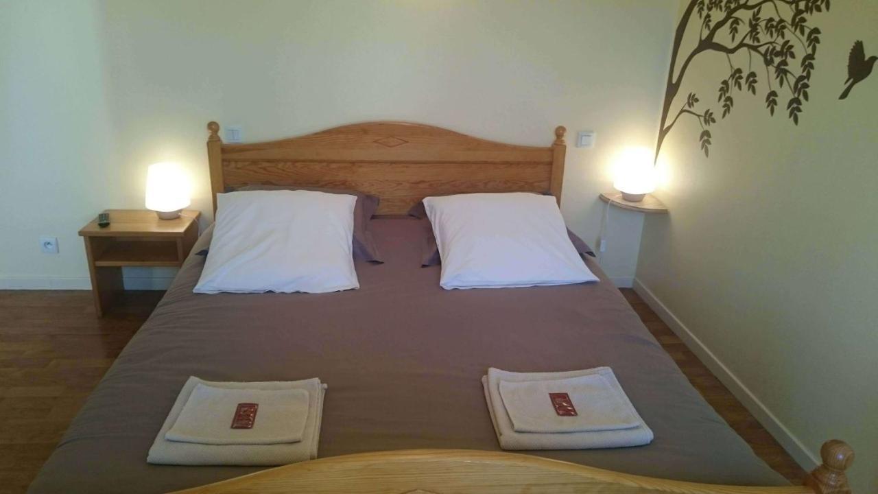 Chambres D'Hotes De L'Auberge L'Astrassadou Rézentières 외부 사진