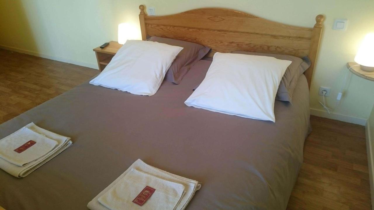Chambres D'Hotes De L'Auberge L'Astrassadou Rézentières 외부 사진