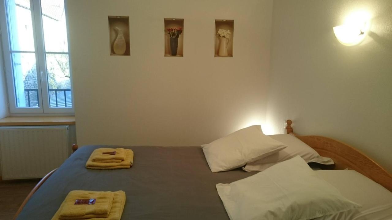 Chambres D'Hotes De L'Auberge L'Astrassadou Rézentières 외부 사진