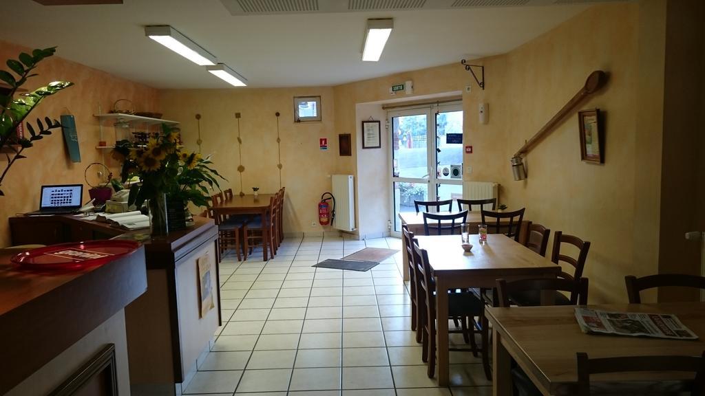 Chambres D'Hotes De L'Auberge L'Astrassadou Rézentières 외부 사진