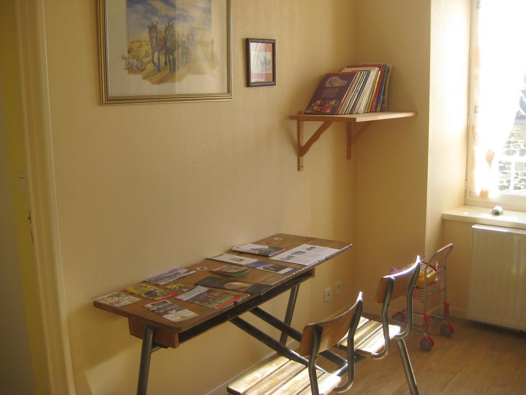 Chambres D'Hotes De L'Auberge L'Astrassadou Rézentières 외부 사진